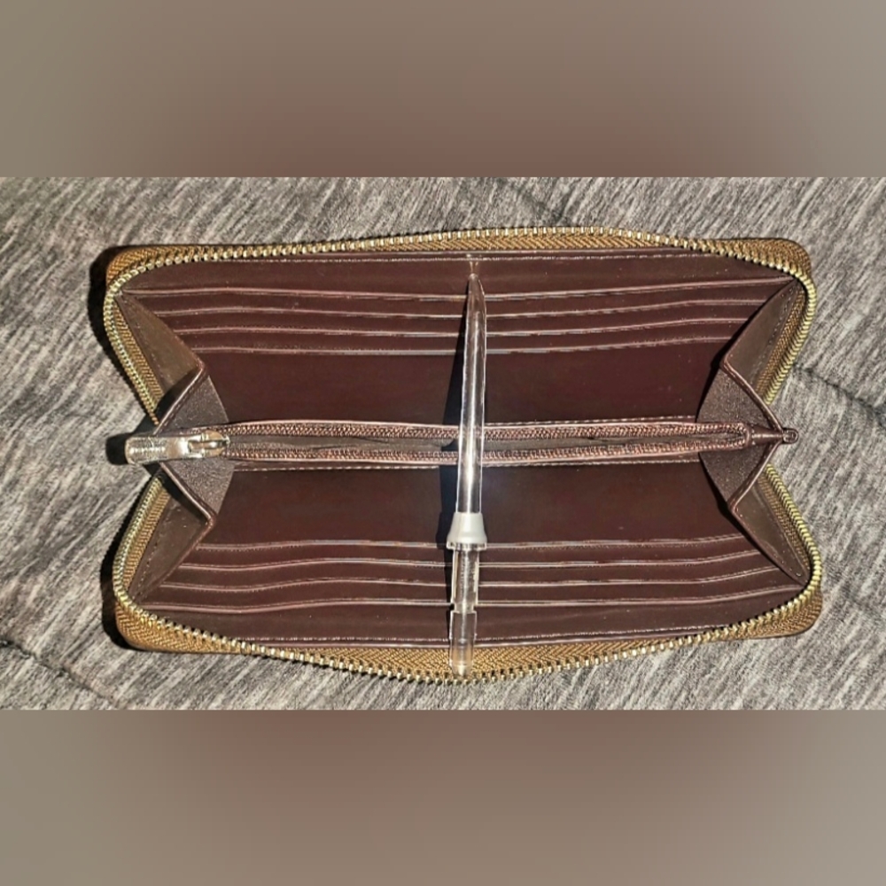 Coach Coated Canvas Signature Long Zip Wallet With Stars - Picture 2 of 2
